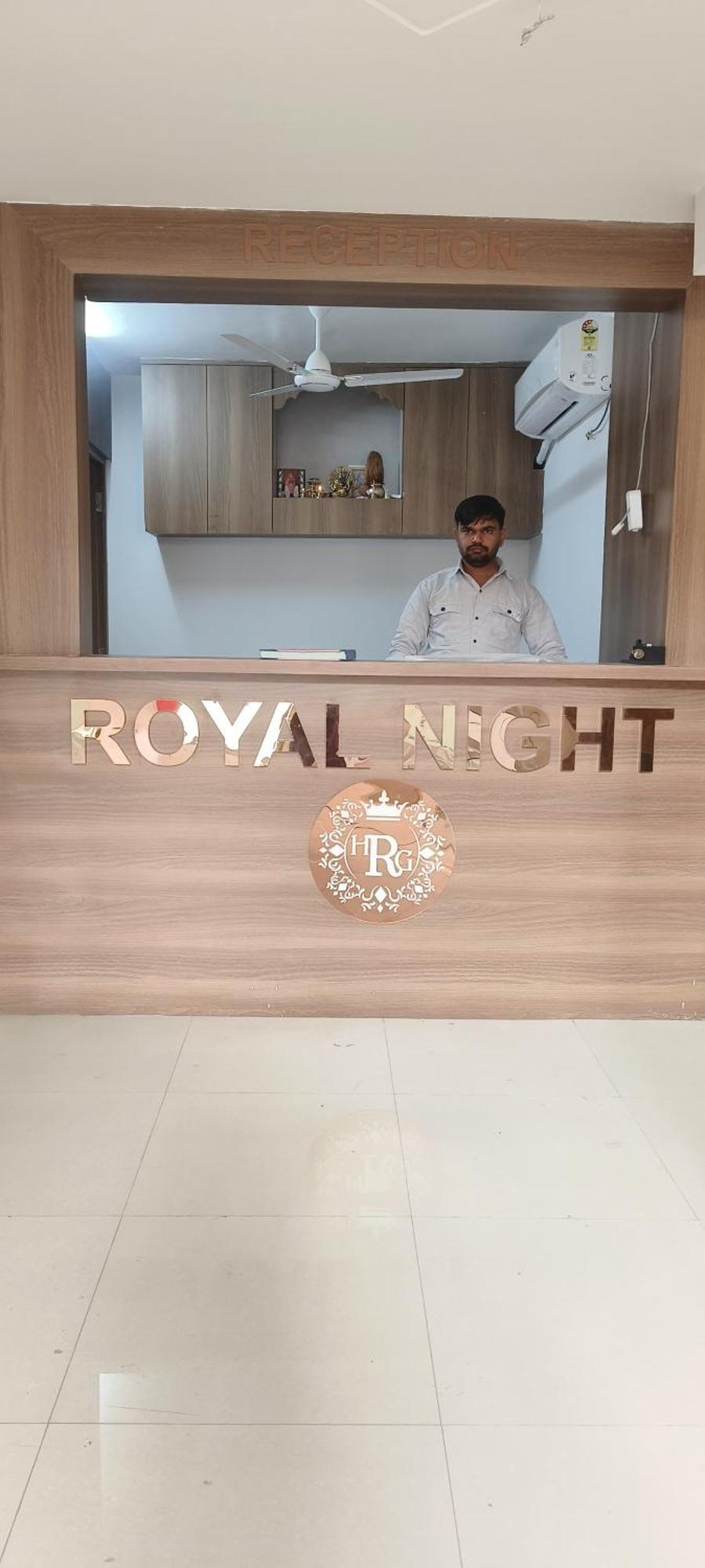 Hotel Royal Night Даман Экстерьер фото